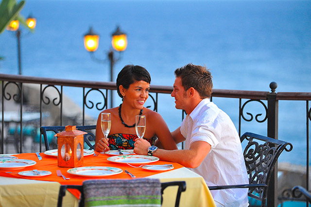 Dining at the Hacienda Encantada Resort in Los Cabos Mexico
