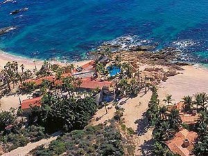 Beachfront luxury Family Friendly Vacation rentals in Cabo San Lucas Mexico on Chileno Bay
