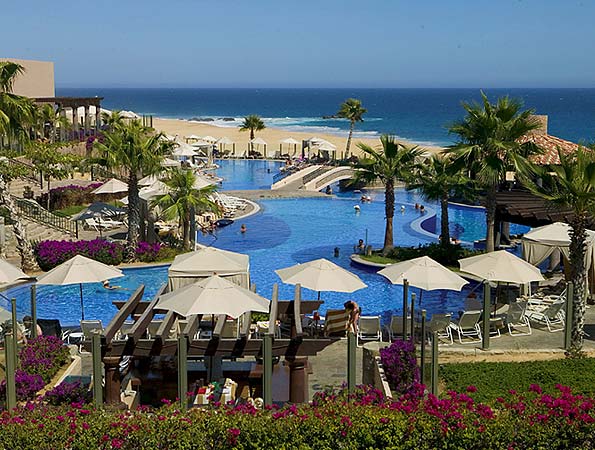 Beachfront Resort Vacations in Cabo San Lucas Mexico