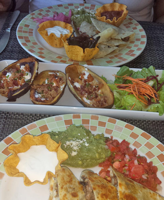 Delicious food at the Villa del Palmar Beach Resort