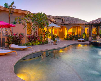 Luxury vacation rentals for the holiday season in Cabo San Lucas Mexico