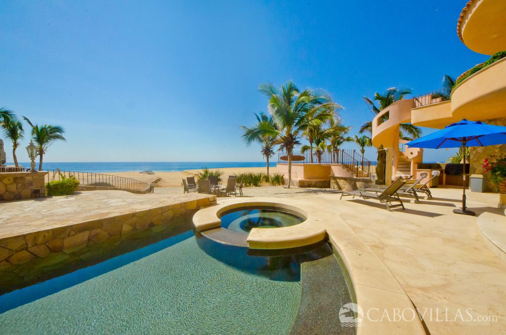 Luxury vacation rentals in Cabo San Lucas Mexico