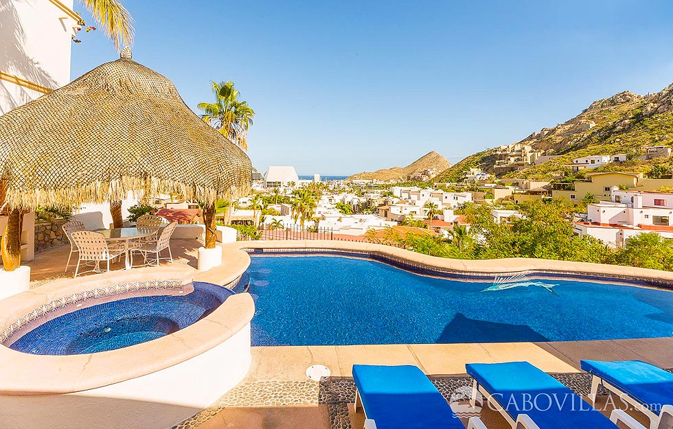 Villa Bougainvillea is minutes to the heart of downtown Cabo and the marina