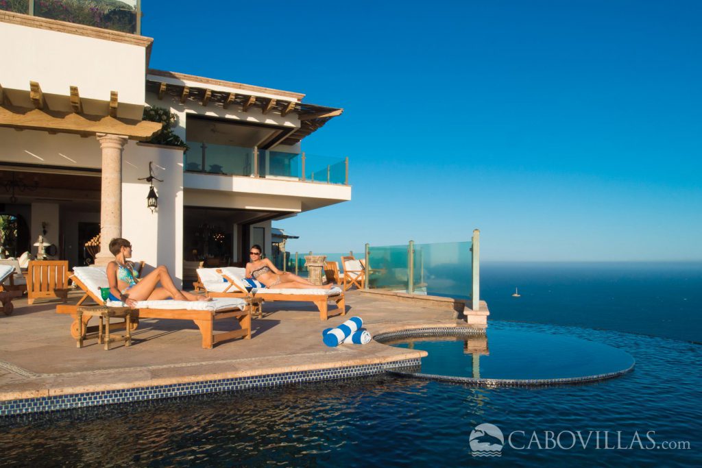 Luxury villa vacations in Cabo San Lucas Mexico 