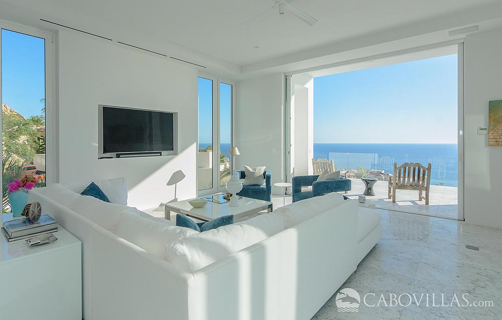 Luxury Vacation Rental Villa Besame in Cabo San Lucas Mexico