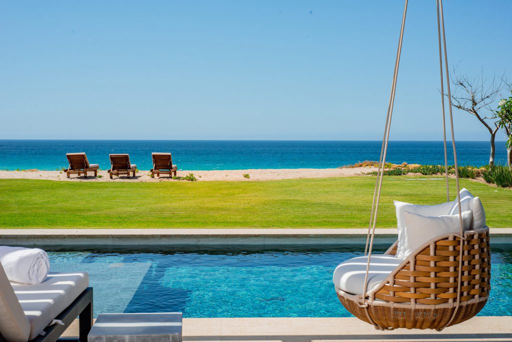 Luxury Los Cabos vacation rental villas for groups