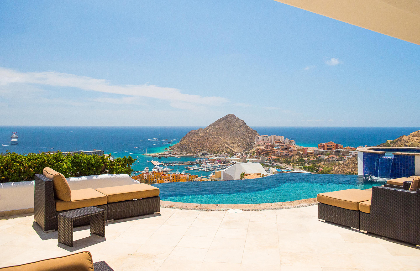 Luxury vacation rental in Cabo San Lucas Mexico