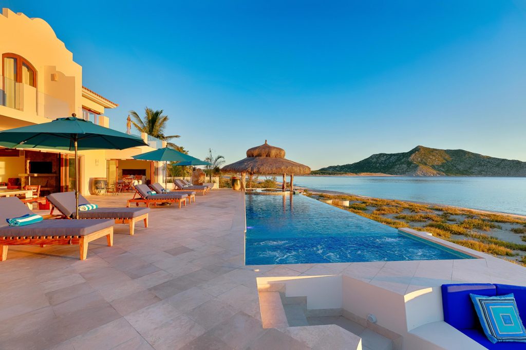 Unique luxury beachfront vacation rental villas in Baja Sur Los Cabos Mexico